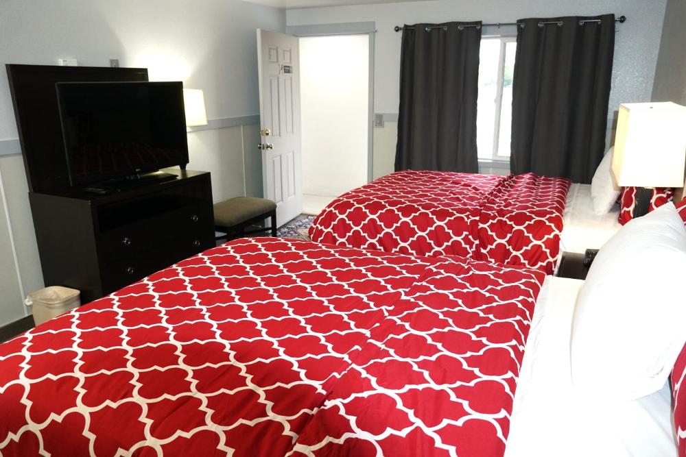 Standard Double or Twin Room interior